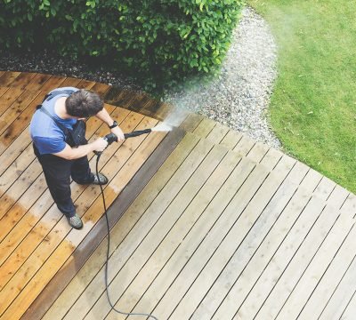 Quadrat-Gebäudereinigung-Terrassenreinigung-Terrasse-Reinigung-Rienigen-Kosten-Firma-Holz-Preise-Christian-Löhr-Gruppe Quadrat-Gebäudereinigung-Terrassenreinigung-Terrasse-Reinigung-Rienigen-Kosten-Firma-Holz-Preise-Christian-Löhr-Gruppe